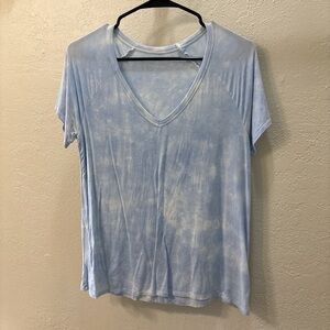 American Eagle Outfitters Blue and White Relaxed Short Sleeve T-Shirt